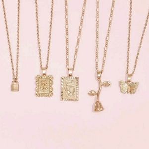 Brand new necklace set